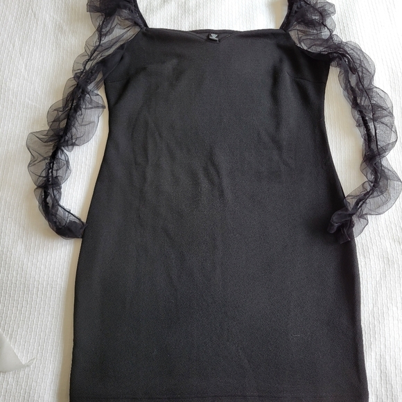Shein Mesh Sleeve Bodycon Dress. - Picture 3 of 8